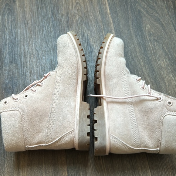 Timberland Blush Boots - Picture 5 of 8